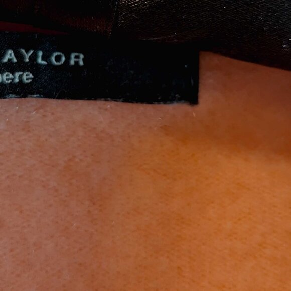 Peach Cashmere Sweater V-Neck Lord & Taylor PS - Picture 5 of 5